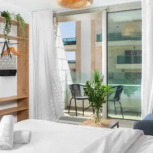 Luxury Living 100 Meter From The - By Edom אילת